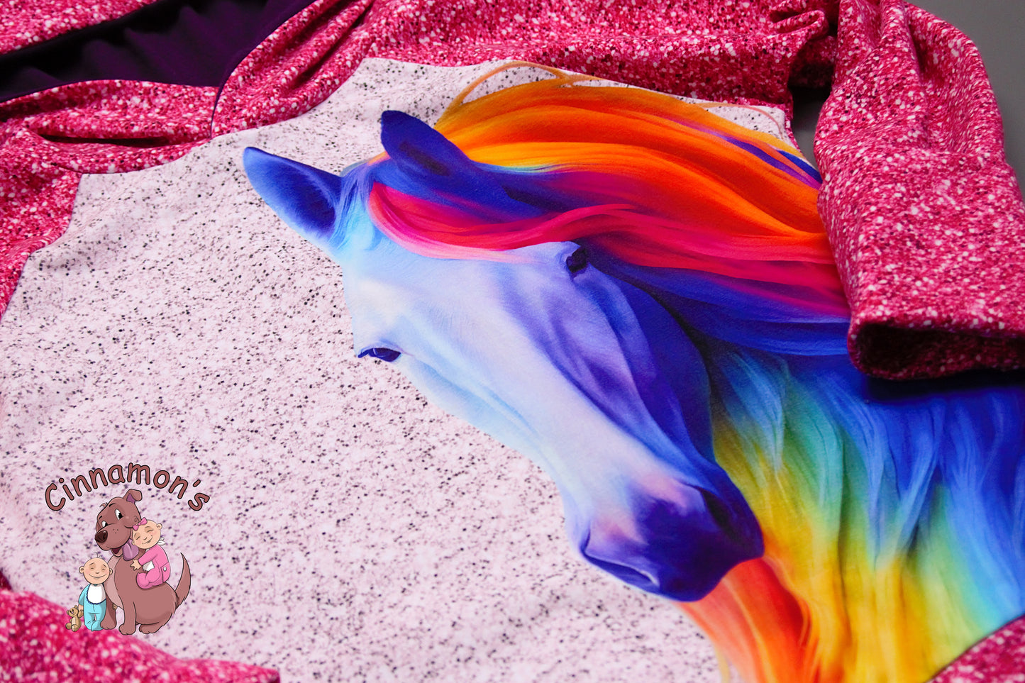 Size GWM 9/10-11/12 Rainbow Horse Hoodie